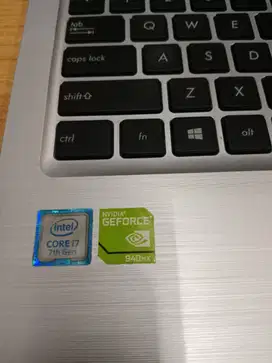 LAPTOP DESAIN GRAPHICS ASUS X556U CORE i7 GEN 7 RAM 16GB SSD 256GB