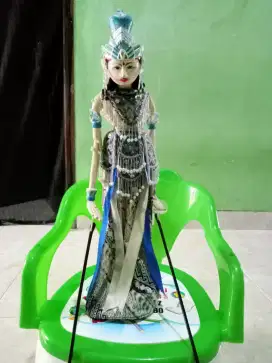 Jual pajangan wayang golek bekas terawat