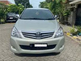 TOYOTA INNOVA G 2.0 G BENSIN 2010 AUTOMATIC