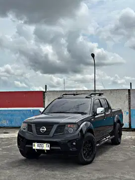 (CASH)Nissan Navara Frontier Sport Version 4x4 a/t 2013