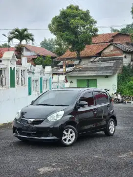 Daihatsu Sirion 2013 Manual