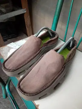 Slip on croscs sz 42