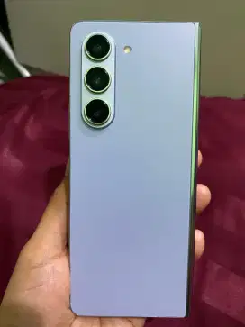Samsung Z fold 5