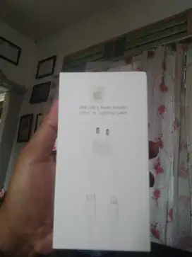 CHARGER IPHONE 20W C-USB
