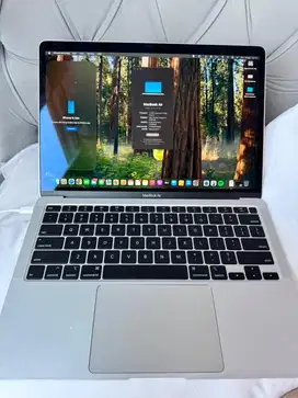 Jual laptop Macbook Air 2020 mulus