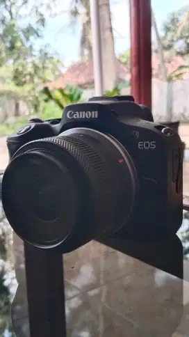 Canon EOS R100 Istimewa Like New