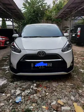 Toyota Sienta 2016 Bensin