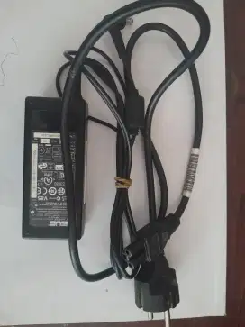 ADAPTOR  ORI LAPTOP ASUS