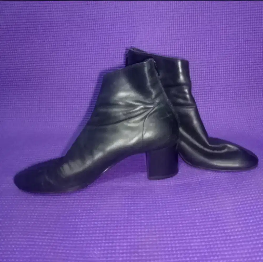 MalANGO Boots kulit Alus size 36