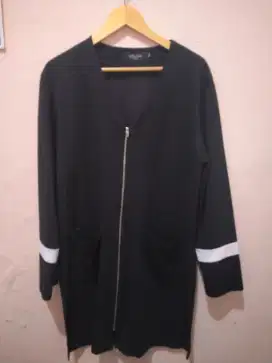 Preloved outer branded celin