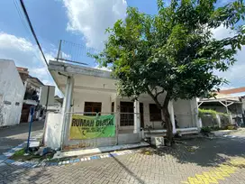 Dijual Rumah Sidoarjo 2 Lantai Pojokan