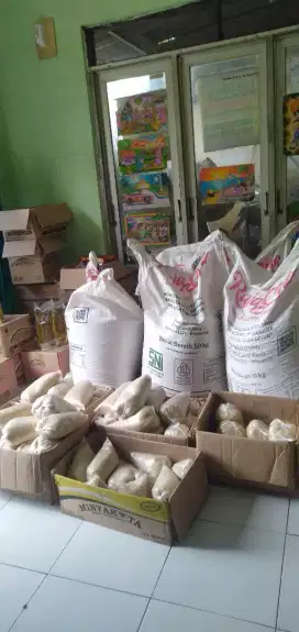 Gula pasir timbangan 1kg