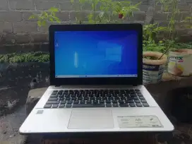 Laptop Asus X441N Siap pakai