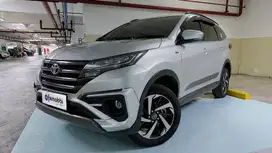 Low KM TDP 12JT Toyota Rush 1.5 GR Sport Bensin-MT Silver 2022