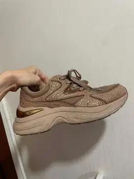 Skechers woman memory foam