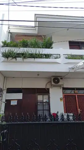 Kost wanita 900rb / bulan