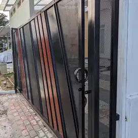 Pagar pengaman rumah