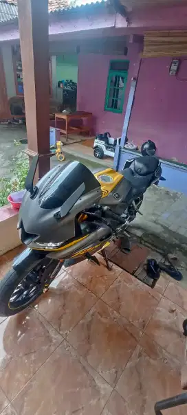 Yamaha - R15 V3 2020