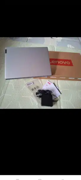 Leptop Lenovo IDEAPQD V14