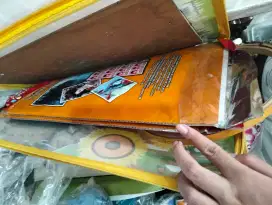 Rupa rupa kebutuhan dari anak sekolah sampai urusan dapur