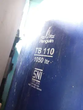 Toren air 1000 liter merek penguin