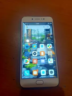 Di jual HP VIVO y67
