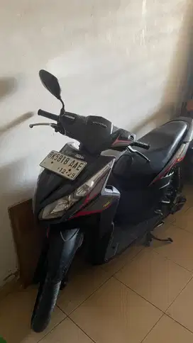 Vario CBS 2010 Silver Hitam