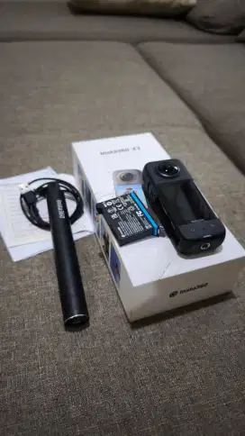 Insta360 X3 Fullset Mulus
