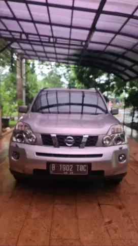 Jual Nissan Xtrail 2012, bensin 2.0 cvt, A/T, pemakaian wanita
