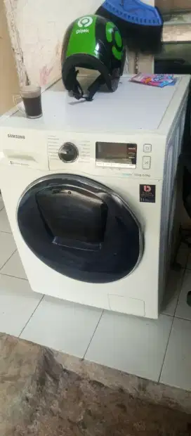 Mesin cuci ecobubble 9kg doraemon