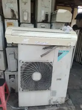 Tempat jual beli ac rusak