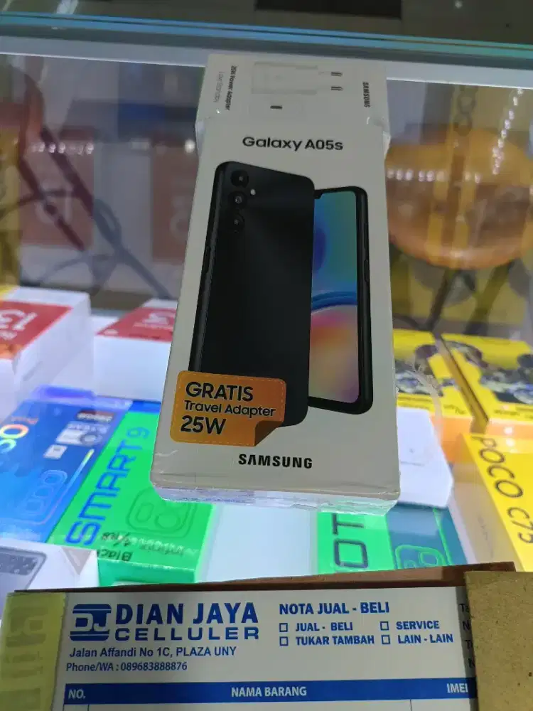 Samsung galaxy A05S 6/128 + charger