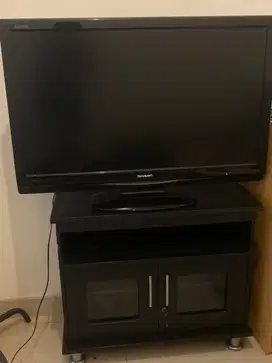 Dijual TV sharp 40 inci beserta tempat TV