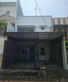 Rumah di Semanan,Uk 6x15m,2 lantai,Kamar tidur:3,Shm,Harga:1.6 M nego