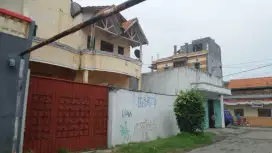 Dijual Rumah Sidotopo garasi 7 mobil masuk