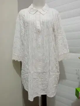 PRELOVED PRIBADI BLOUSE RENDA WANITA