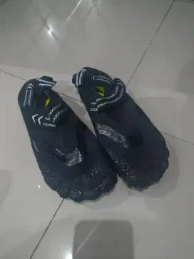 Sepatu renang, sepatu pantai, snorkling air, water shoes, diving, trek