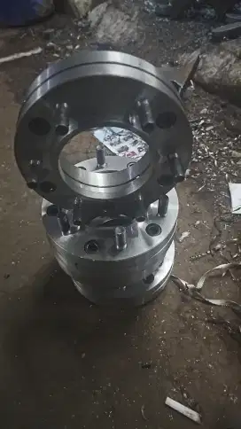Dibutuhkan kenek bubut