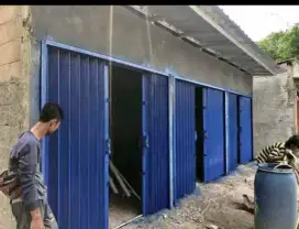 folding gate rolling door 552