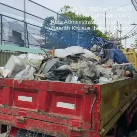 Jasa buang puing dan sampah proyek