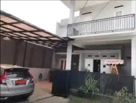 RUMAH MEGAH NYAMAN DALAM CLUSTER DI JATIBENING