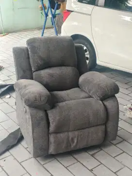 Tukang service sofa