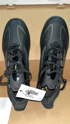 Jual sepatu futsal adidas size 40