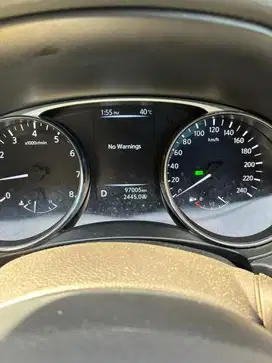 Nissan Xtrail T32 2.5 AT  Pajak off 1 tahun mesin gress