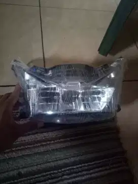 Reflektor lampu depan motor beat street 2025
