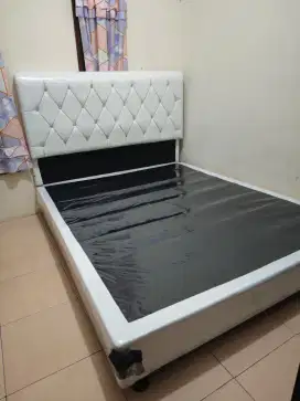 Dipan Kasur 200x160