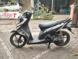 Vario thn 2008 plat AB kota