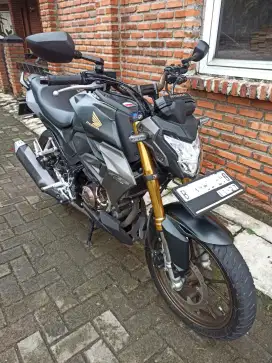 Honda CB 150R SE 2022/2023 Pajak On Panjang Mulus Gress Istimewa