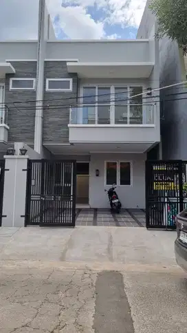 RUMAH BARU DURI KEPA MINIMALIS MODERN 3 LANTAI ADA KAMAR CONNECTING