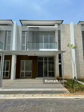 SEWA RUMAH PIK 2 UKURAN 8X15 CLUSTER BAGUS 2 LANTAI ADA AC 5 UNIT